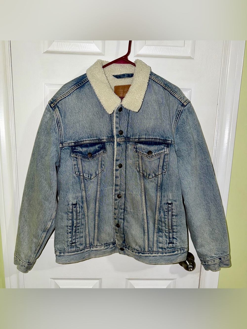 Levi's Men’s Large Light Blue Wash Sherpa Trucker Jean Jacket